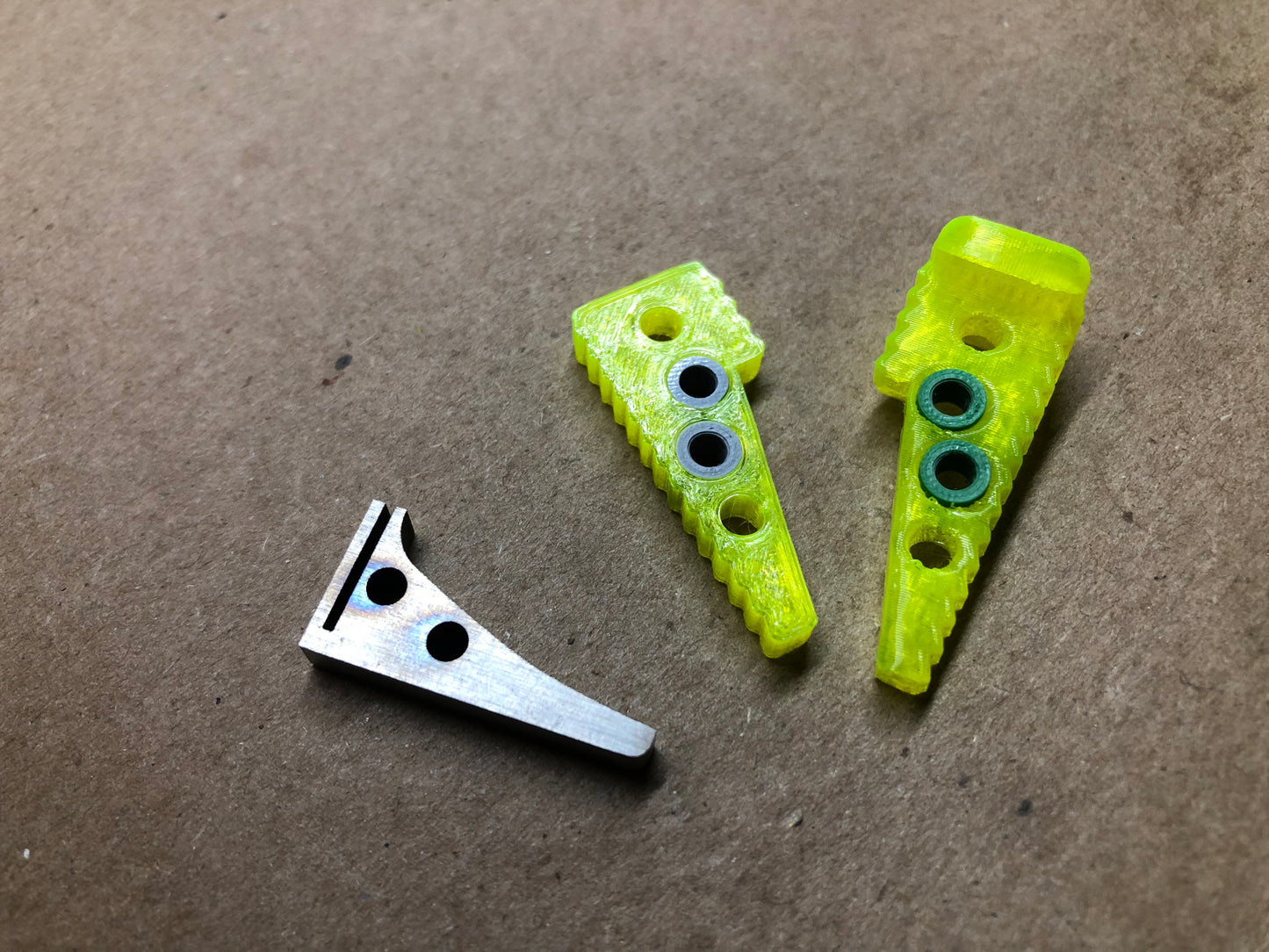 Modify the balance and ergo of your EPS Wraith Balisong with Zippy spacers, made in-house from a rubbery, shatter-proof polyurethane. They add positive "saw-tooth" jimping to the Wraith and include a tungsten weight system for adjustable balance. The spacers are available as either full-length flush spacers, or handle extensions which add length and protect the handles from drops.