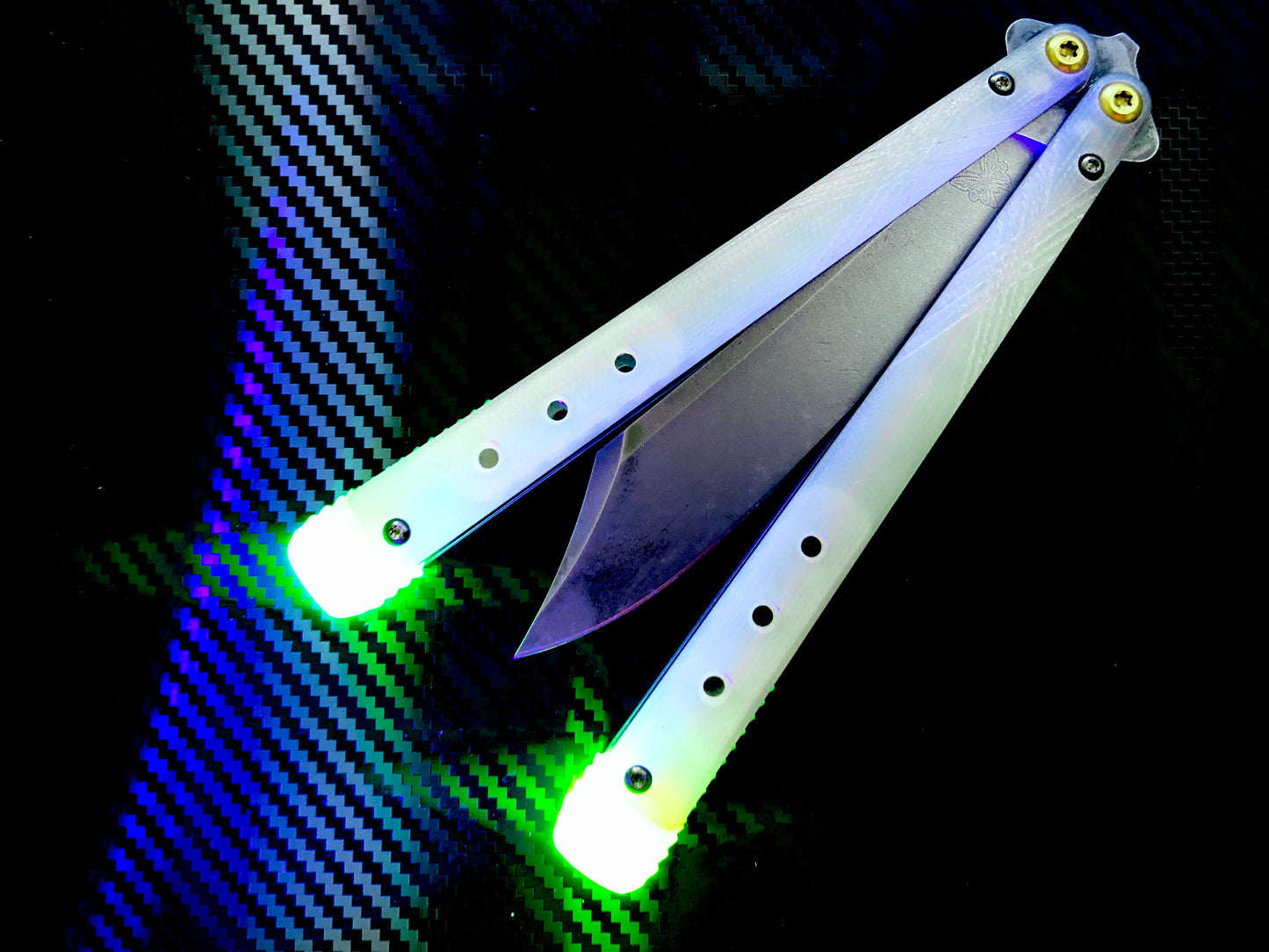 These Zippy spacers for the Benchmade Necron balisong are shatter-proof extensions that will protect your handles with no risk of cracking on hard-drops. They are available in 3x different lengths with removable tungsten weights for a more granular balance and length customization. They also offer positive jimping for extra grip, and install easily in just a few minutes (watch the assembly video above!). These spacers are a no-nonsense upgrade for the Necron.
