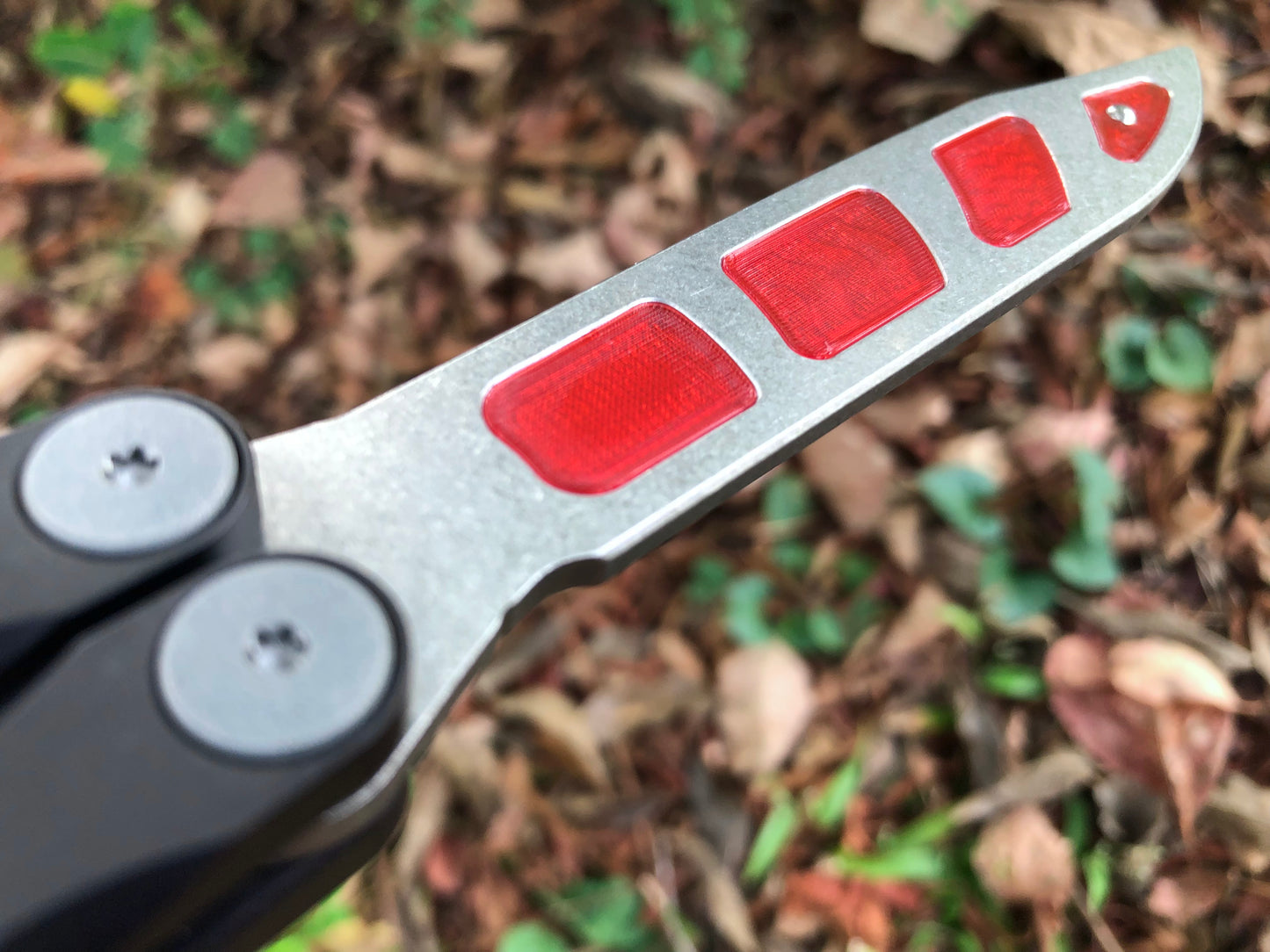 Modify the balance of your Revo Nexus balisong trainer with this custom-made Zippy balance mod. These inserts add blade weight for a more neutral balance profile. The inserts are made from a shatter-proof polyurethane and won't fall out on drops.