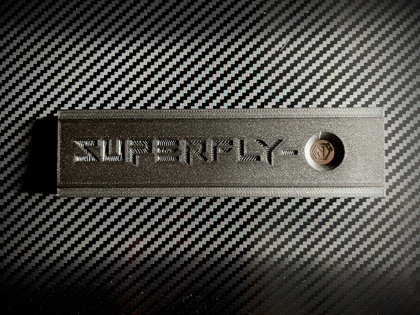 Kit our your BBBarFly SuperFly balisong trainer with the Zippy SuperFly-Z mod. The SuperFly-Z is a drop-in replacement for the SuperFly trainer blade.