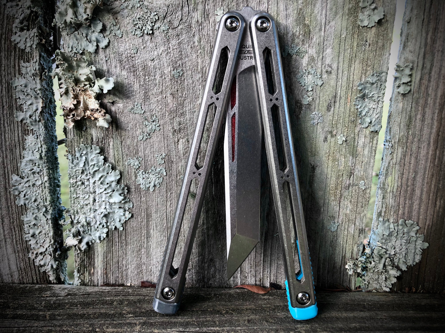 These Zippy spacers designed for the Squid Industries Hydro Balisong are made in-house from a rubbery, shatter-proof polyurethane. They add positive "sawtooth" jimping to the Hydro and are available as either full-length flush spacers for a more neutral balance, or handle extensions (with an adjustable tungsten weight system) to protect the handles from drops and increase momentum. A cosmetic blade insert is included.
