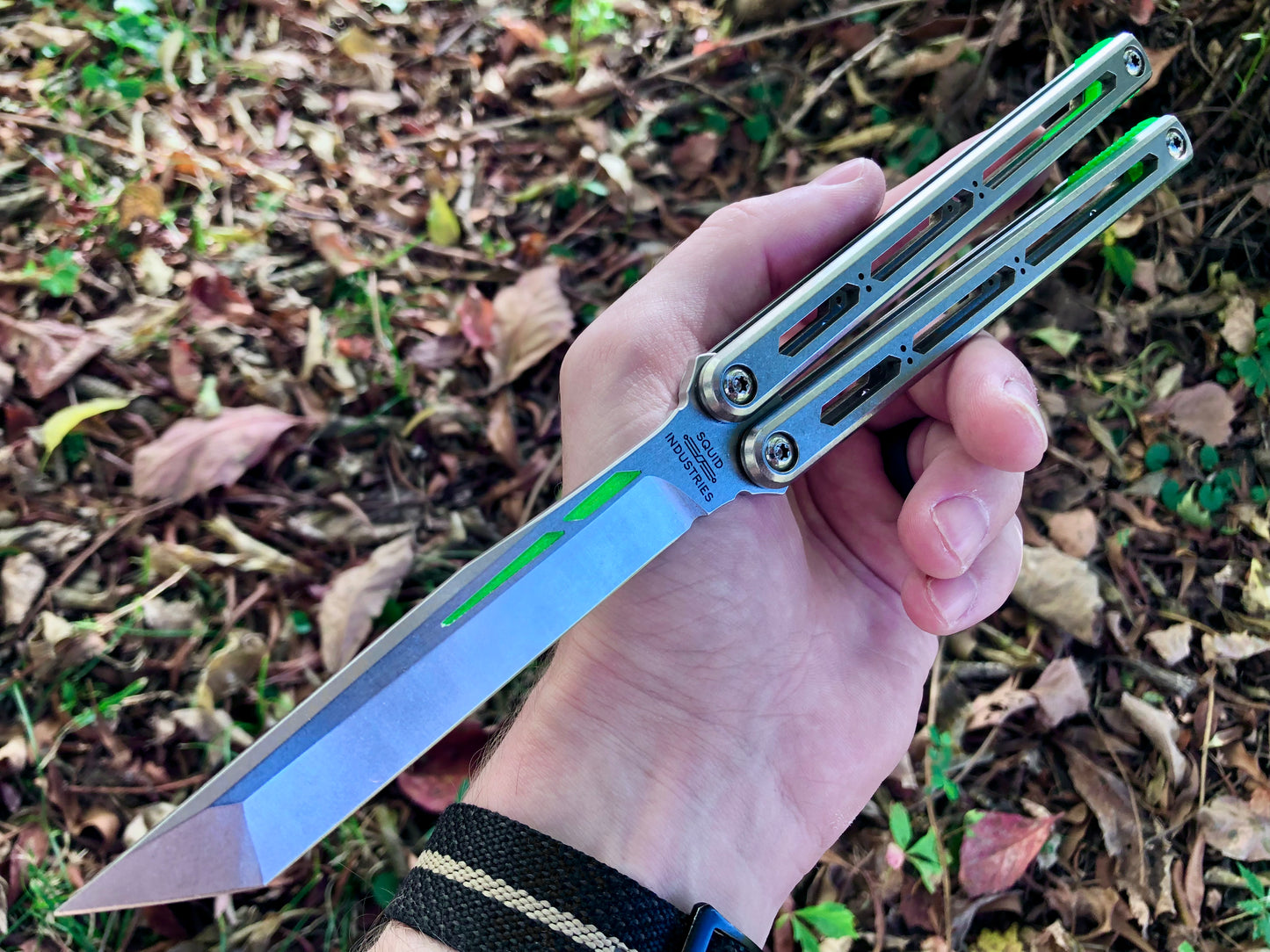These Zippy spacers designed for the Squid Industries Hydro Balisong are made in-house from a rubbery, shatter-proof polyurethane. They add positive "sawtooth" jimping to the Hydro and are available as either full-length flush spacers for a more neutral balance, or handle extensions (with an adjustable tungsten weight system) to protect the handles from drops and increase momentum. A cosmetic blade insert is included.