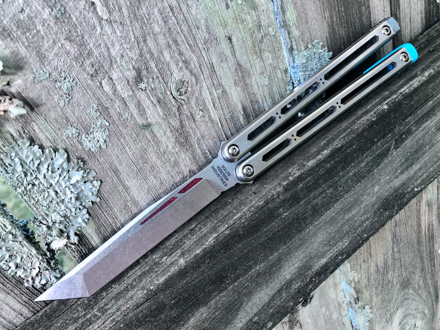 These Zippy spacers designed for the Squid Industries Hydro Balisong are made in-house from a rubbery, shatter-proof polyurethane. They add positive "sawtooth" jimping to the Hydro and are available as either full-length flush spacers for a more neutral balance, or handle extensions (with an adjustable tungsten weight system) to protect the handles from drops and increase momentum. A cosmetic blade insert is included.