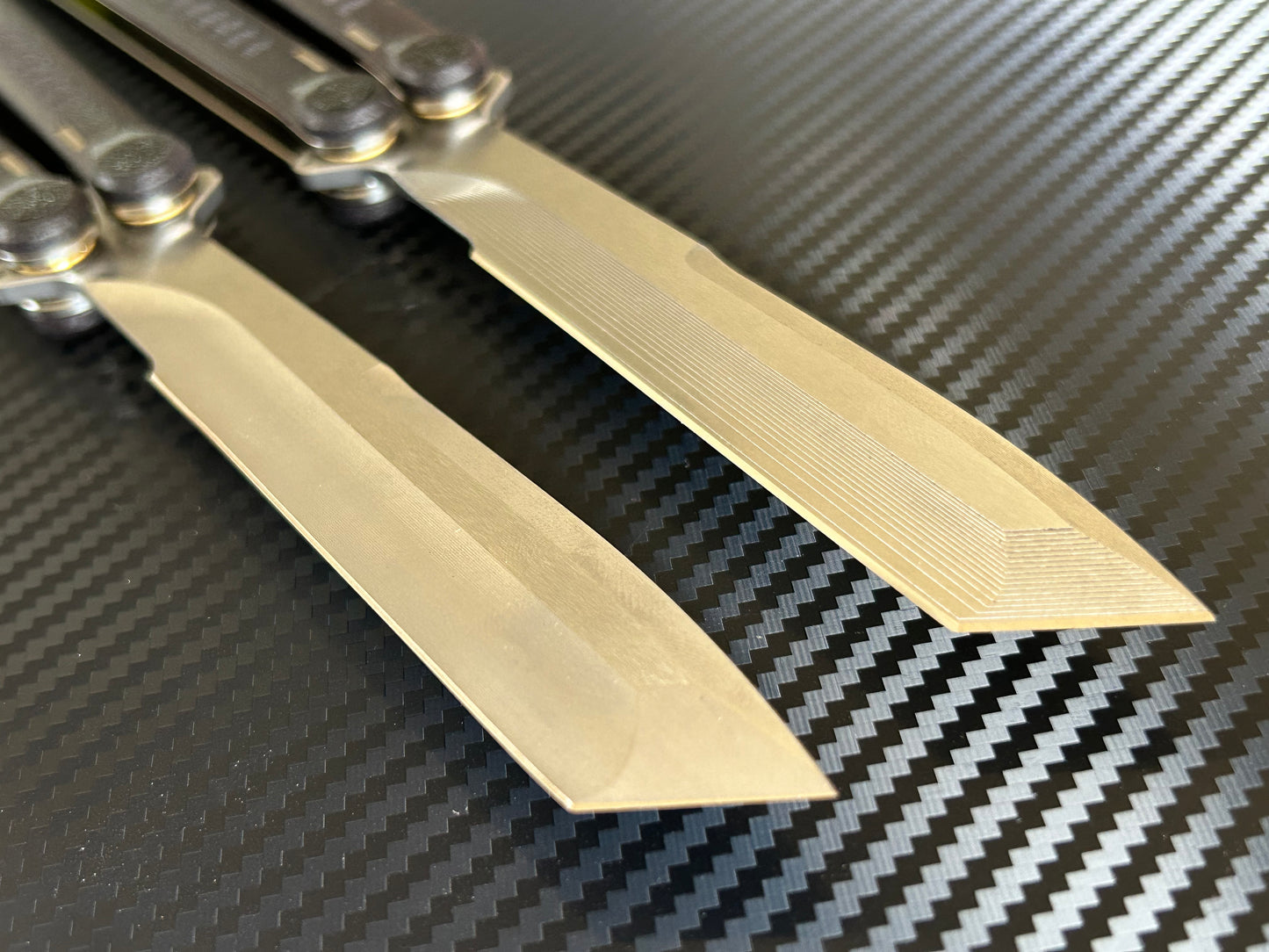 Zippy Parallax Balisong