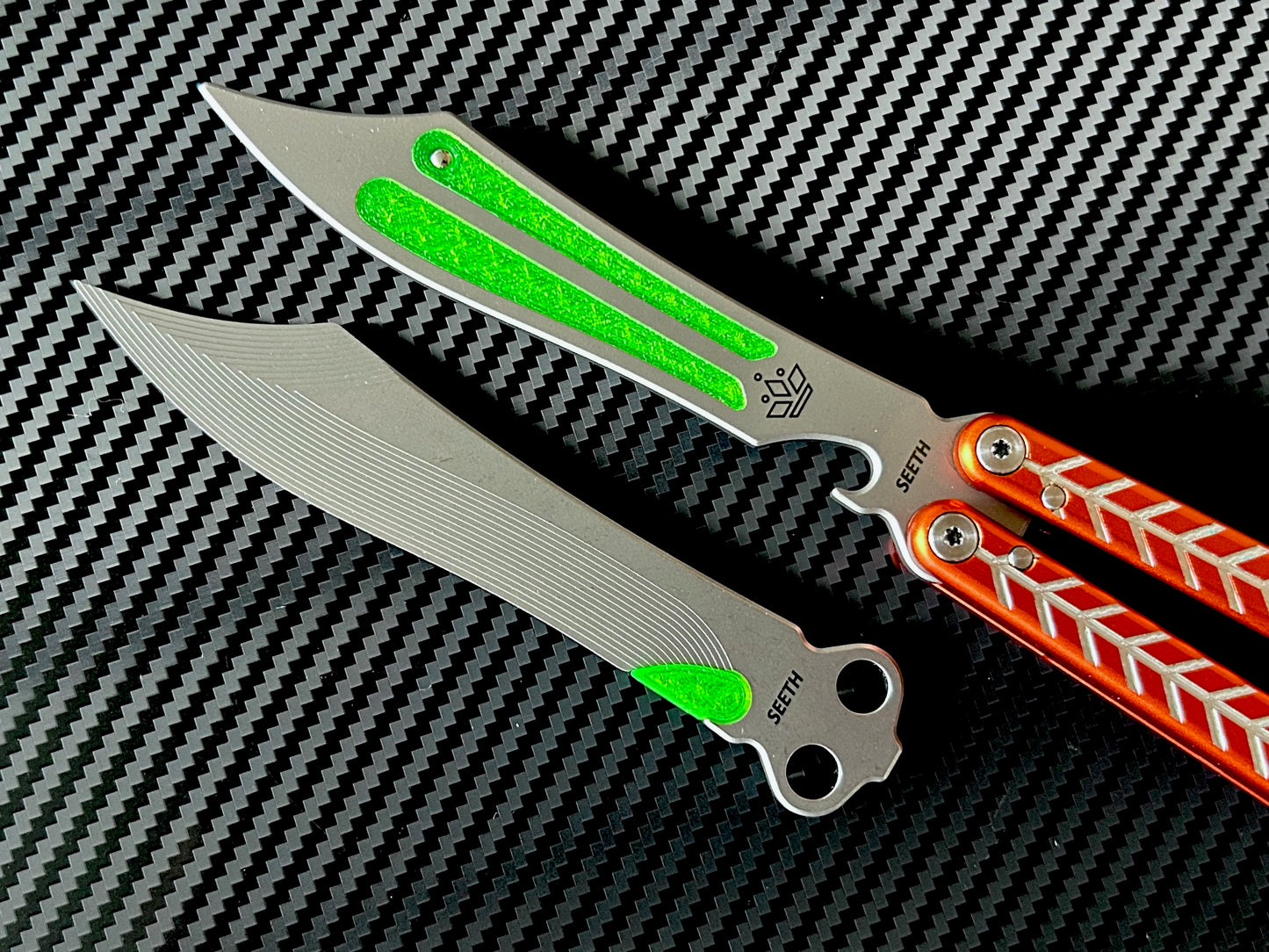 Adjust the weight distribution of your Seeth Designs Reblade for the Nabalis Vulp with this custom-made Zippy balance mod. This mod consists of shatter-proof polyurethane inserts which add spine weight to the blade for increased momentum and increased chaplin stability.