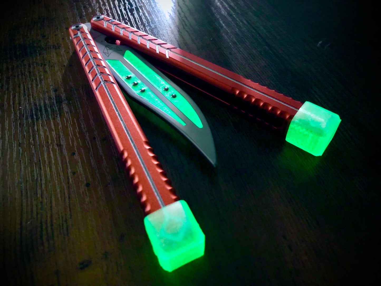 Protect your favorite balisong handles from concrete drops with the original Zippy handle caps. Weight caps to adjust the balance, slim caps for low-profile handle protection and grip for ladders, and LED caps for a light-up balisong experience. Mark your bite handle with the best bite markers on the market.