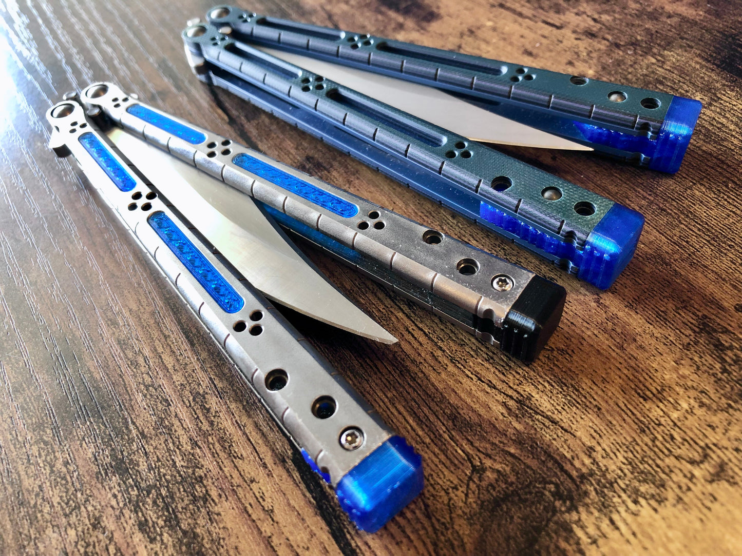 Reduce the handle bias of your HOM i-Basilisk, HOM Basilisk-R (for Titanium and G10/CF variants), and HOM Prodigy balisongs with Zippy extension spacers and handle inlays.
