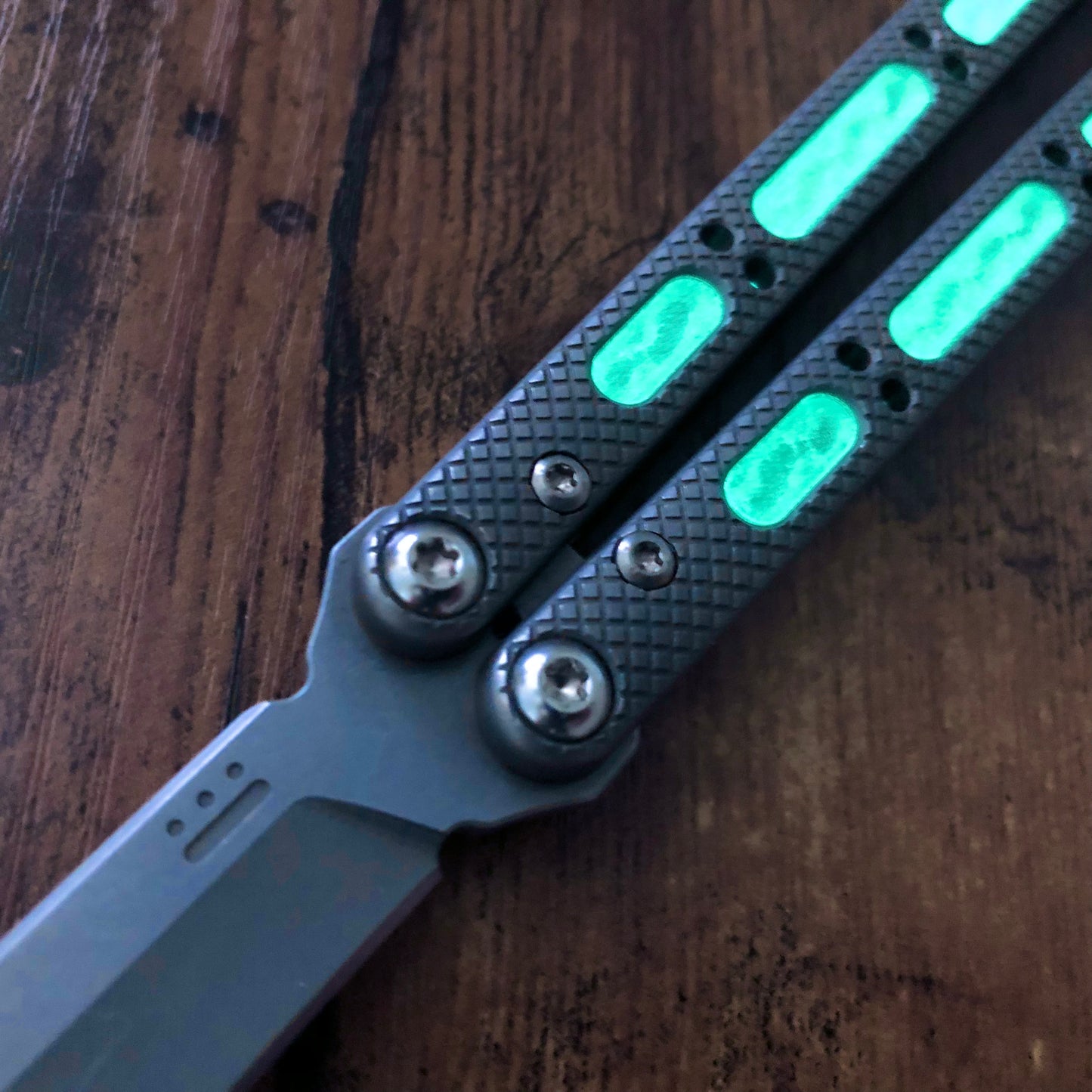 Modify the grip of your NRB Concepts SLight balisong with Zippy handle inlays.