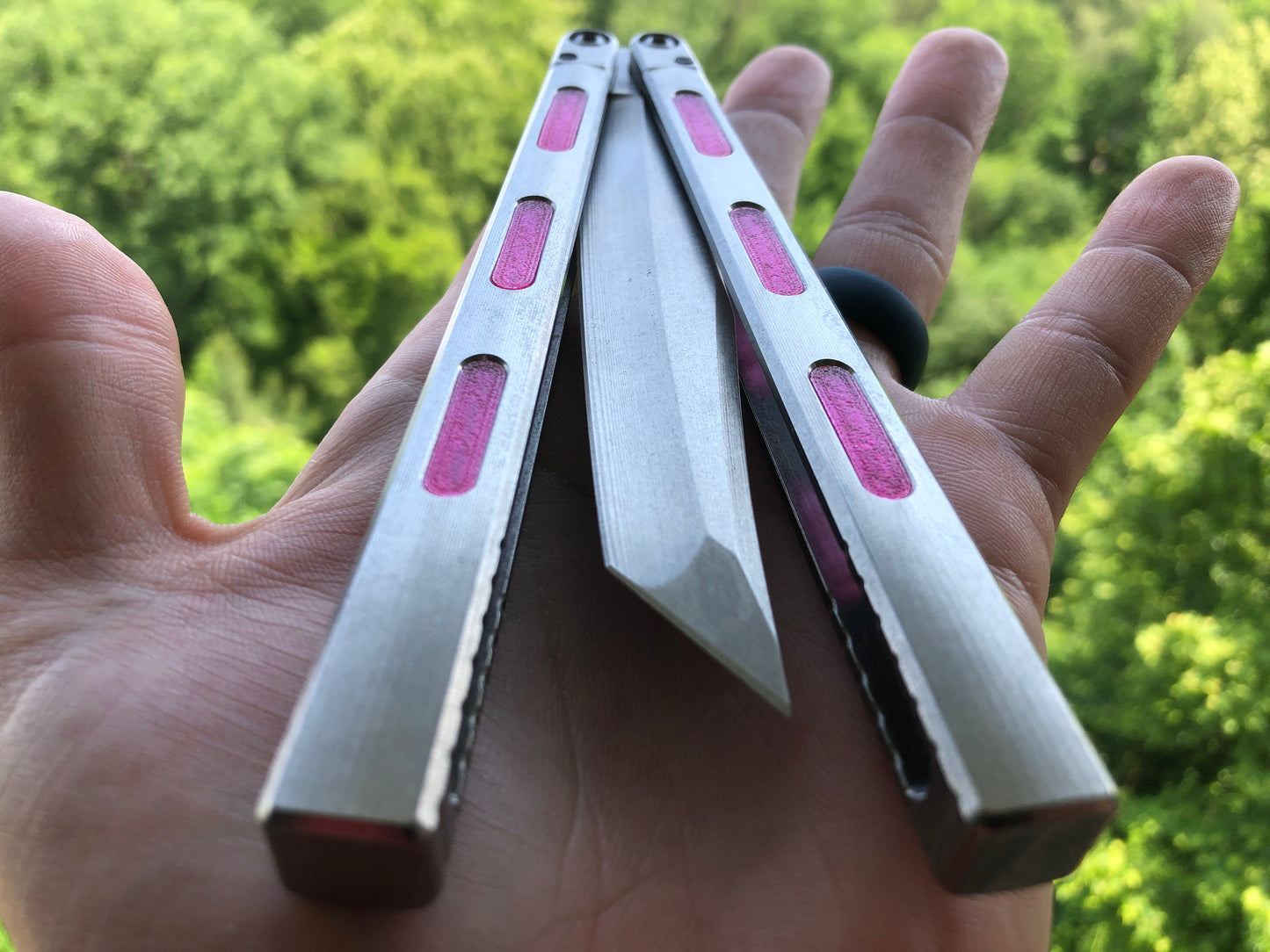 Zippy mods for the MachineWise Opus, Serif, Prysma, Maryn, and SlifT v2 balisongs to change the balance, add grip, and eliminate the ring.