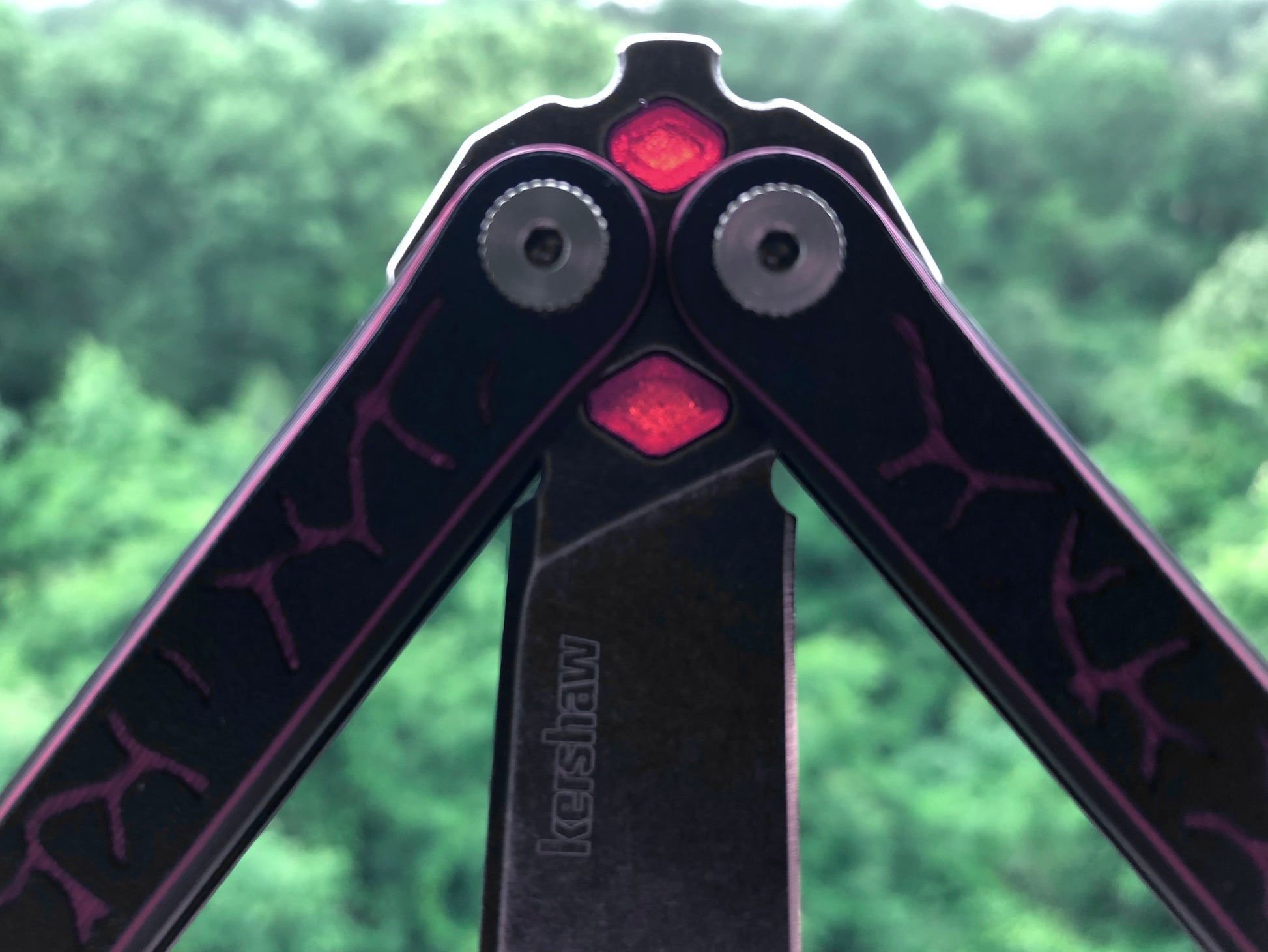 Improve the balance of your Kershaw Lucha balisong for flipping with Zippy mods: extension spacers with Jimping for the Kershaw Lucha and Flytanium Lucha, and the ZippyLucha handle mod with the high-performance Zippy bearing system.