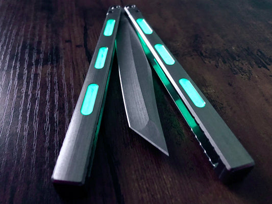 Zippy mods for the MachineWise Opus, Serif, Prysma, Maryn, and SlifT v2 balisongs to change the balance, add grip, and eliminate the ring.