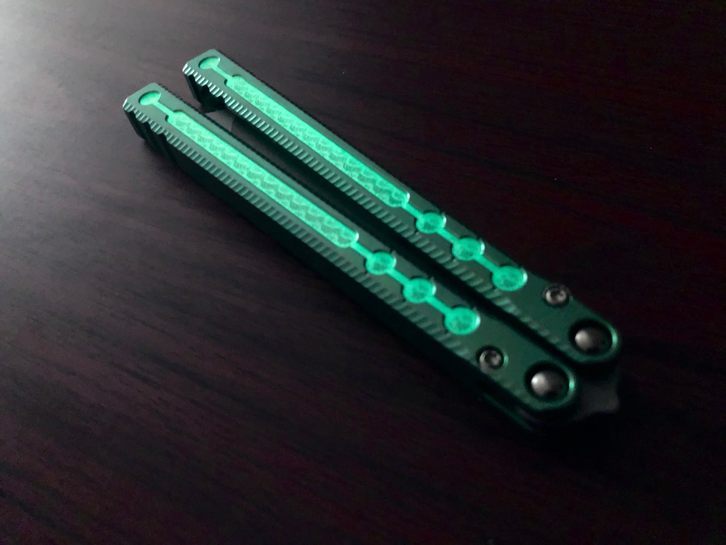 Modify the grip, deepen sound, and add a pop of color with these polyurethane Zippy handle inlays designed for the Acidwrx ZZYZX balisong.