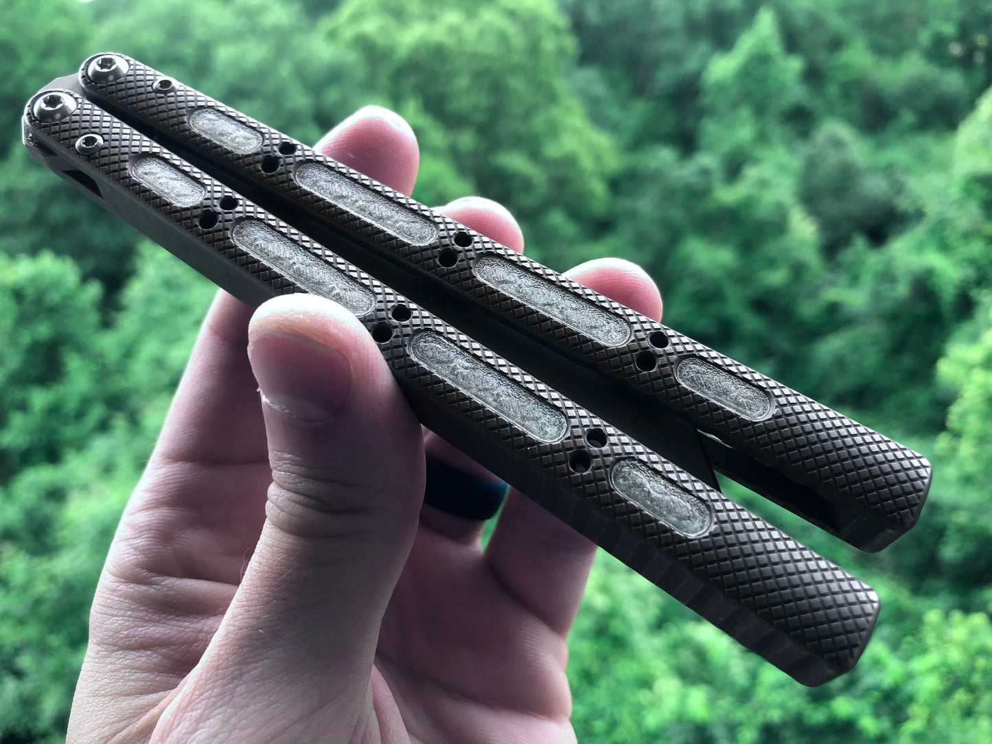 Modify the grip of your NRB Concepts SLight balisong with Zippy handle inlays.