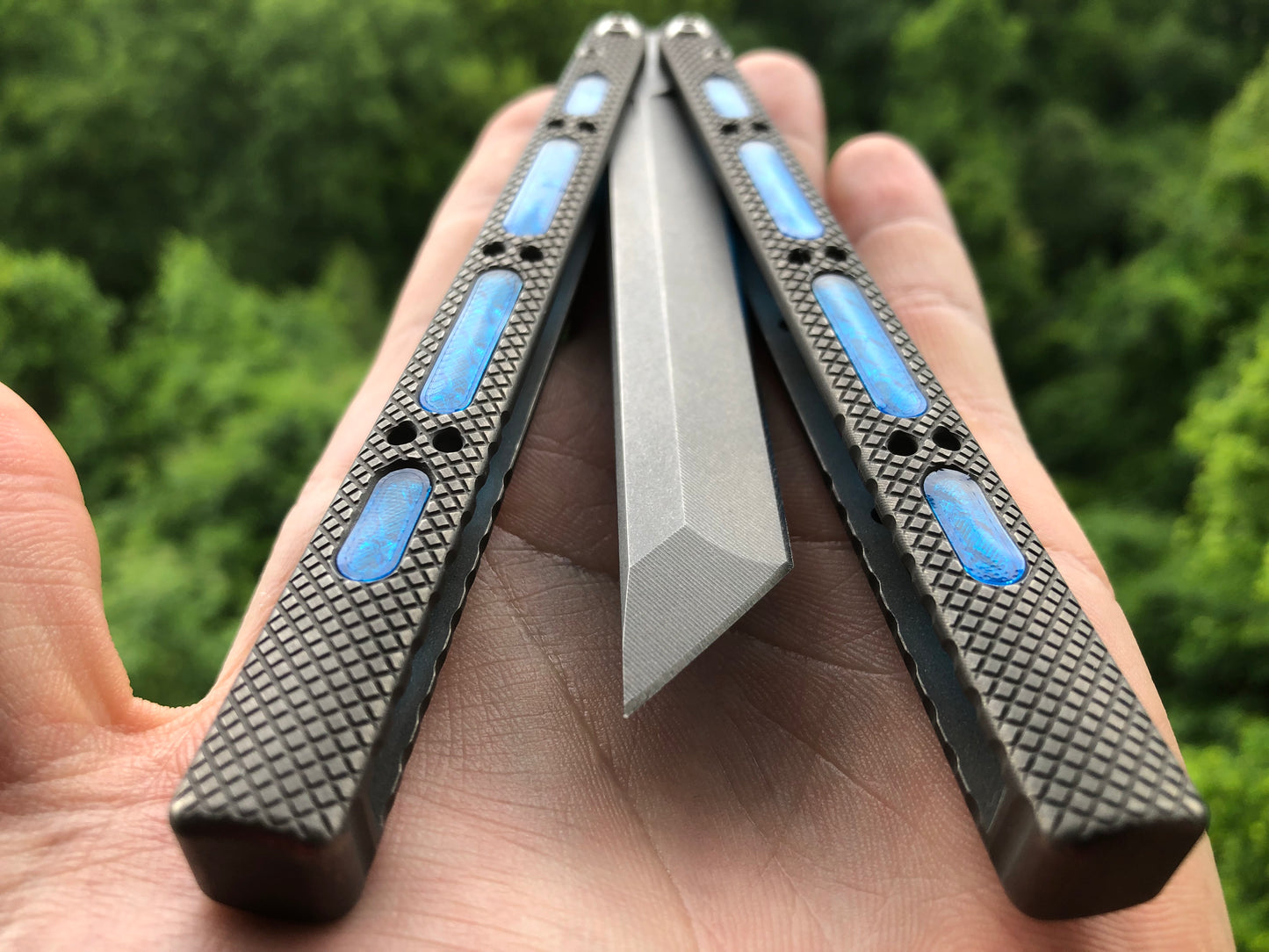 Modify the grip of your NRB Concepts SLight balisong with Zippy handle inlays.