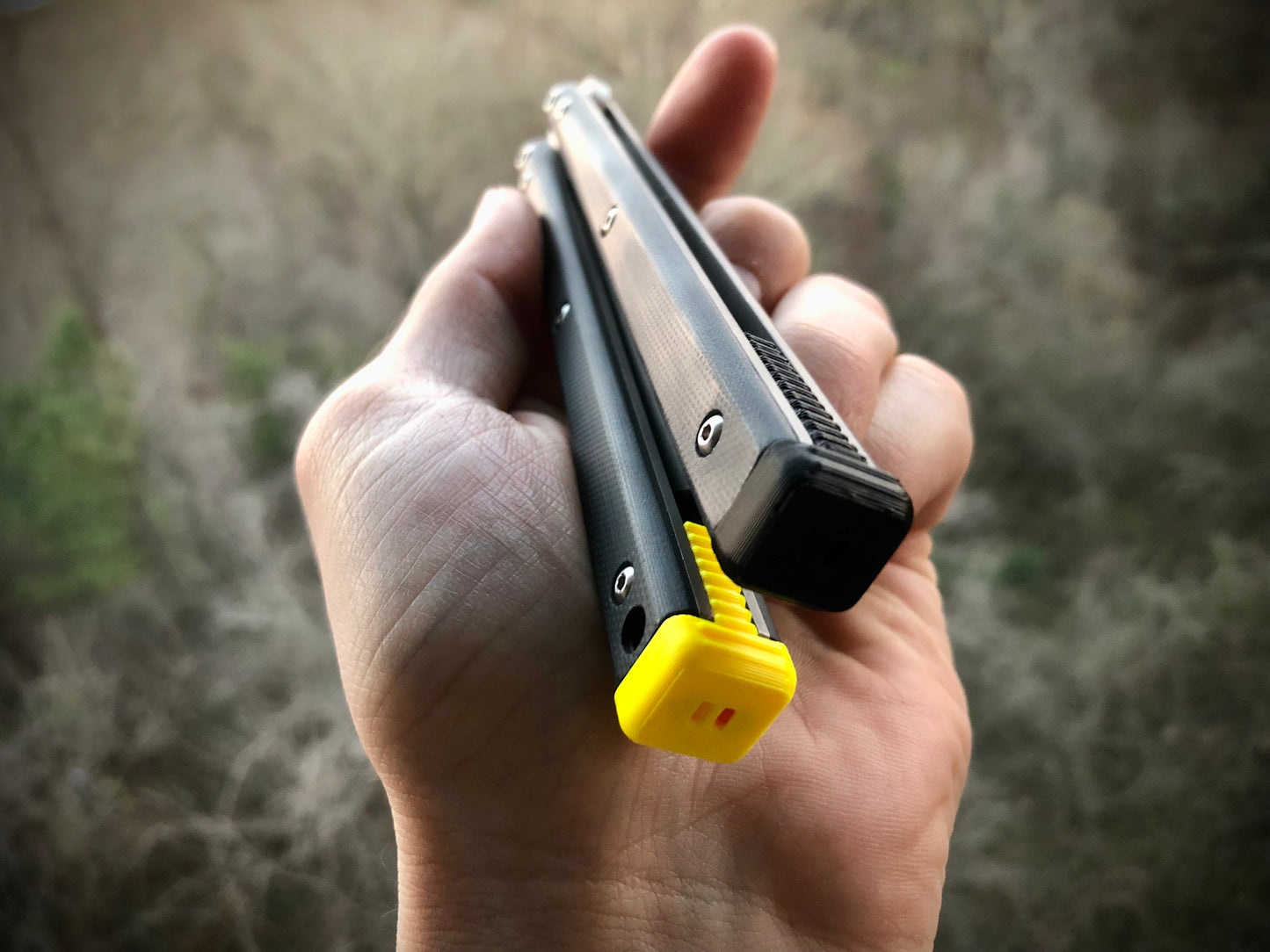 Adjust the balance and protect your Atropos balisong handles from concrete drops with these Zippy spacers for the Atropos Bro and Atropos Spy balisong. Improve your flipping with your Atropos Kirat or Atropos Demon with these extension spacers featuring positive jimping.