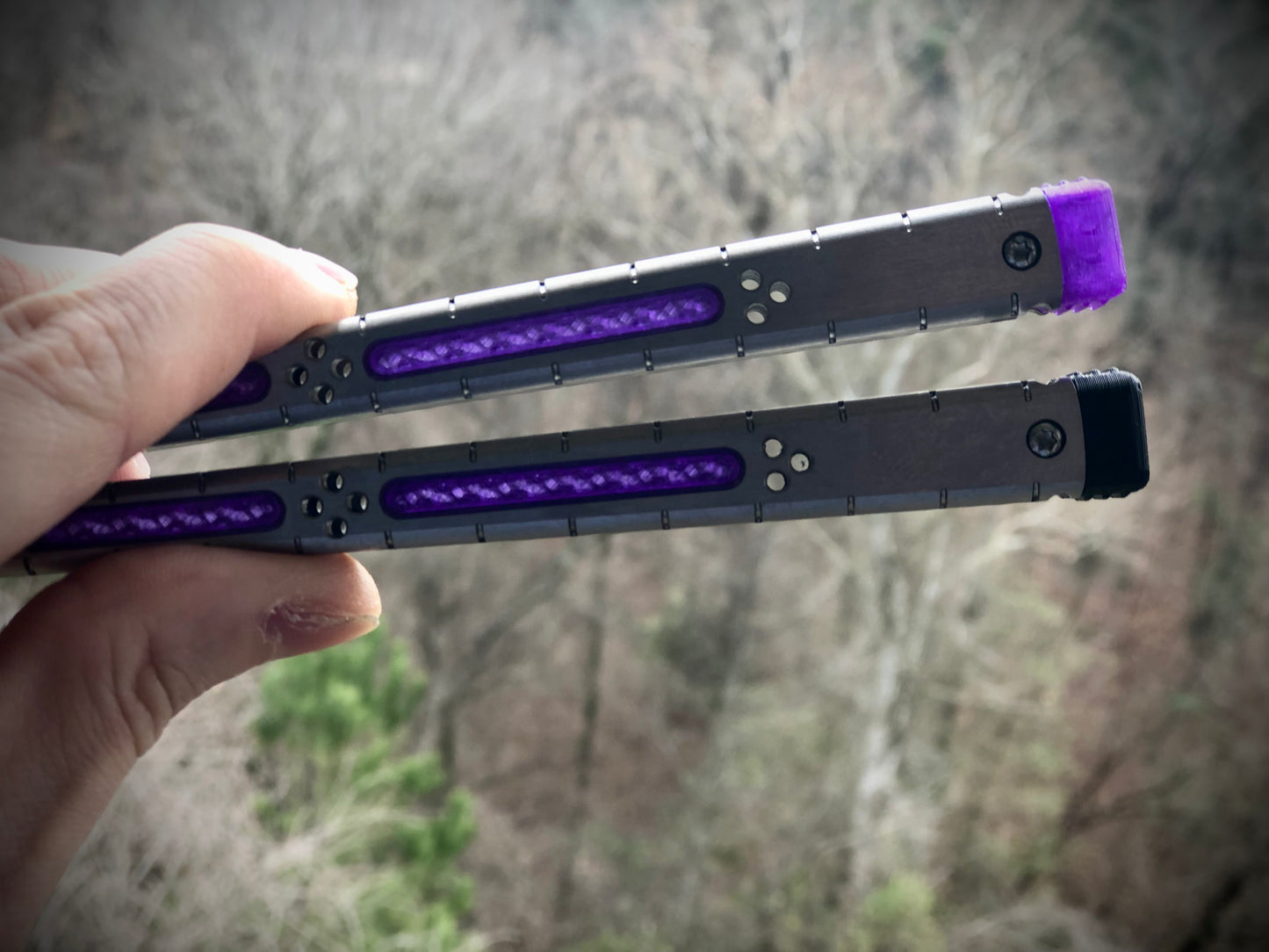 Reduce the handle bias of your HOM i-Basilisk, HOM Basilisk-R (for Titanium and G10/CF variants), and HOM Prodigy balisongs with Zippy extension spacers and handle inlays.