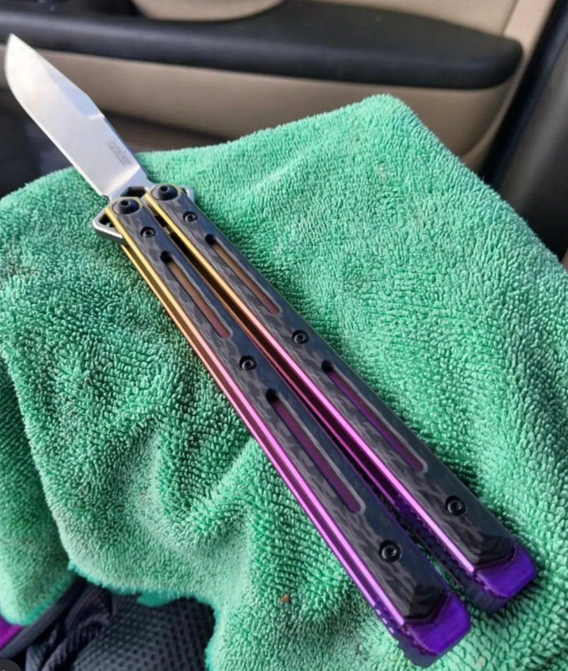 Improve the balance of your Kershaw Lucha balisong for flipping with Zippy mods: extension spacers with Jimping for the Kershaw Lucha and Flytanium Lucha, and the ZippyLucha handle mod with the high-performance Zippy bearing system.