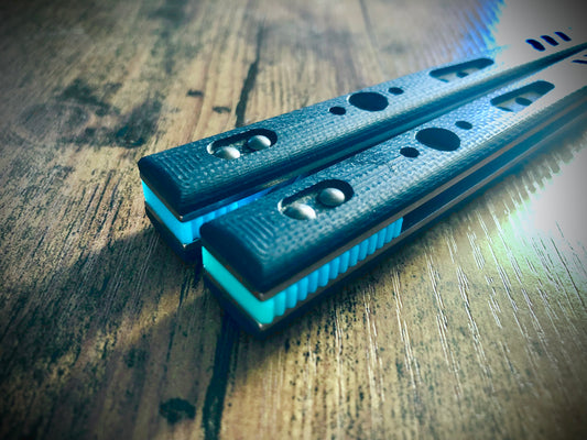 Improve the balance of your Blade Runner Systems Replicant, BRS Alpha Beast, and BRS Barebones with Zippy Spacers. Adjustable balance, positive jimping, and handle extensions to protect your favorite balisongs from concrete drops.