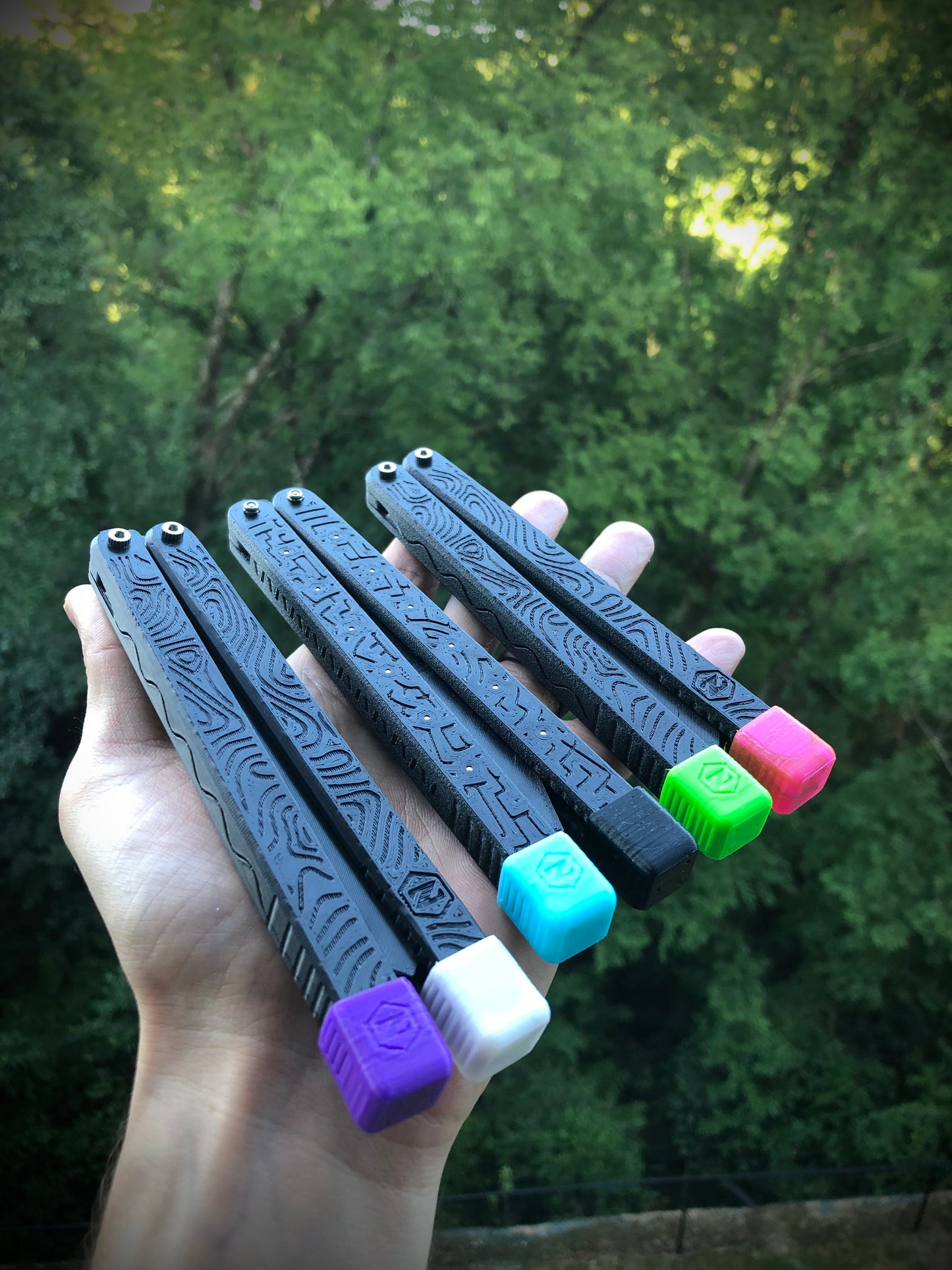 Protect your favorite balisong handles from concrete drops with the original Zippy handle caps. Weight caps to adjust the balance, slim caps for low-profile handle protection and grip for ladders, and LED caps for a light-up balisong experience. Mark your bite handle with the best bite markers on the market.