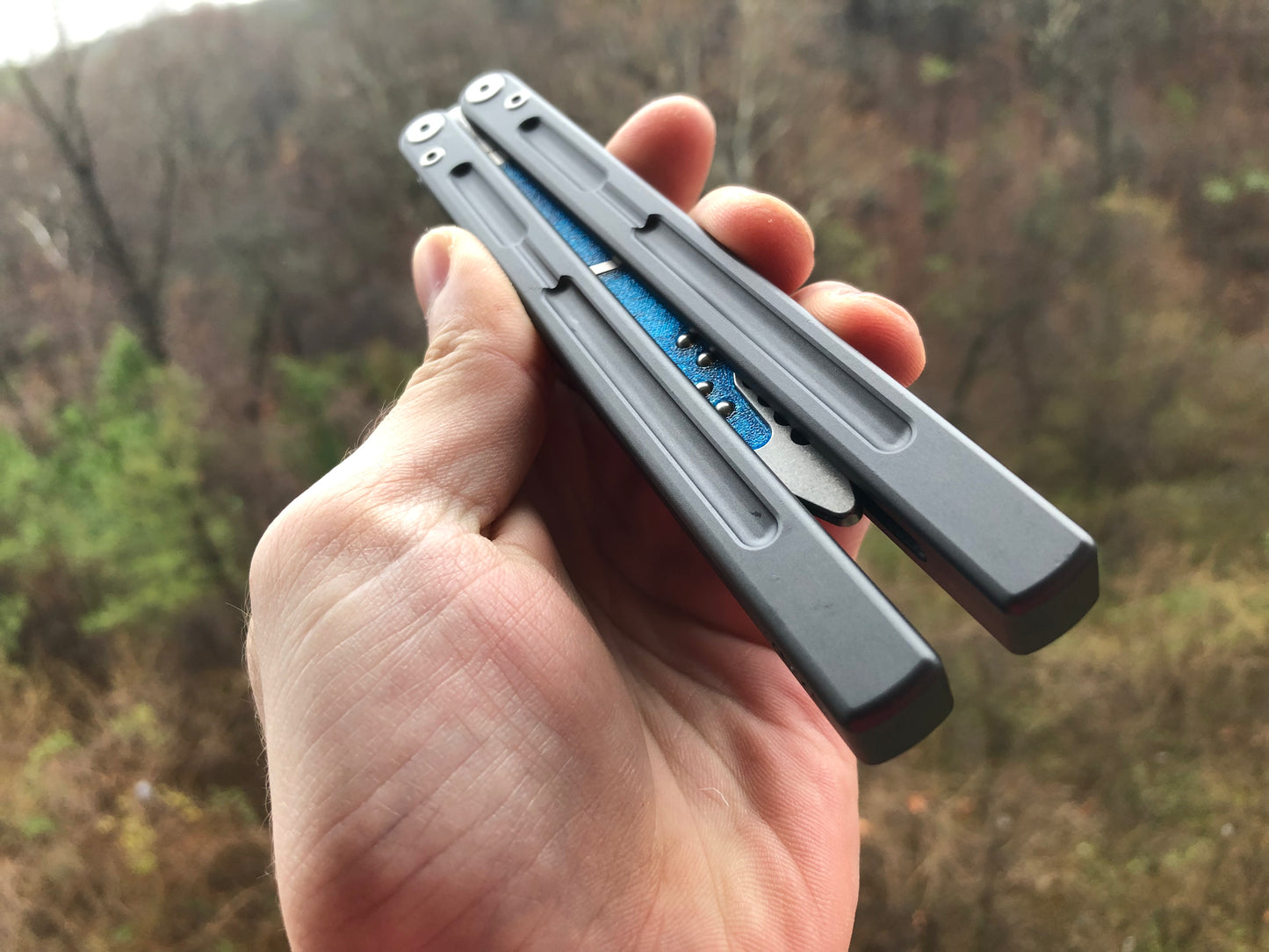 Improve the balance of your Maxace Serpent Striker v3 and Maxace Phantom balisong trainer with tungsten-weighted trainer blade inserts and extension spacers with jimping.