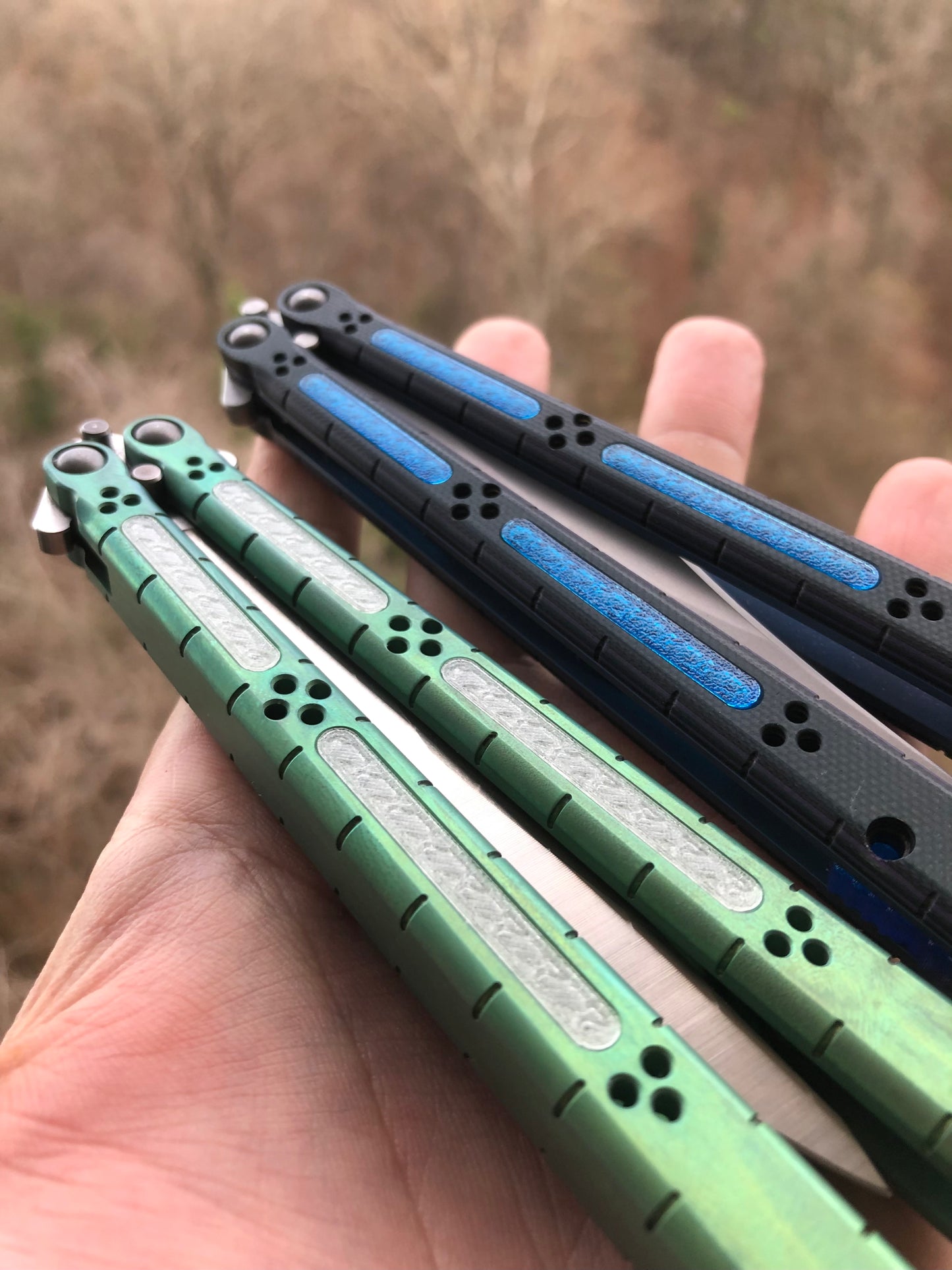 Reduce the handle bias of your HOM i-Basilisk, HOM Basilisk-R (for Titanium and G10/CF variants), and HOM Prodigy balisongs with Zippy extension spacers and handle inlays.