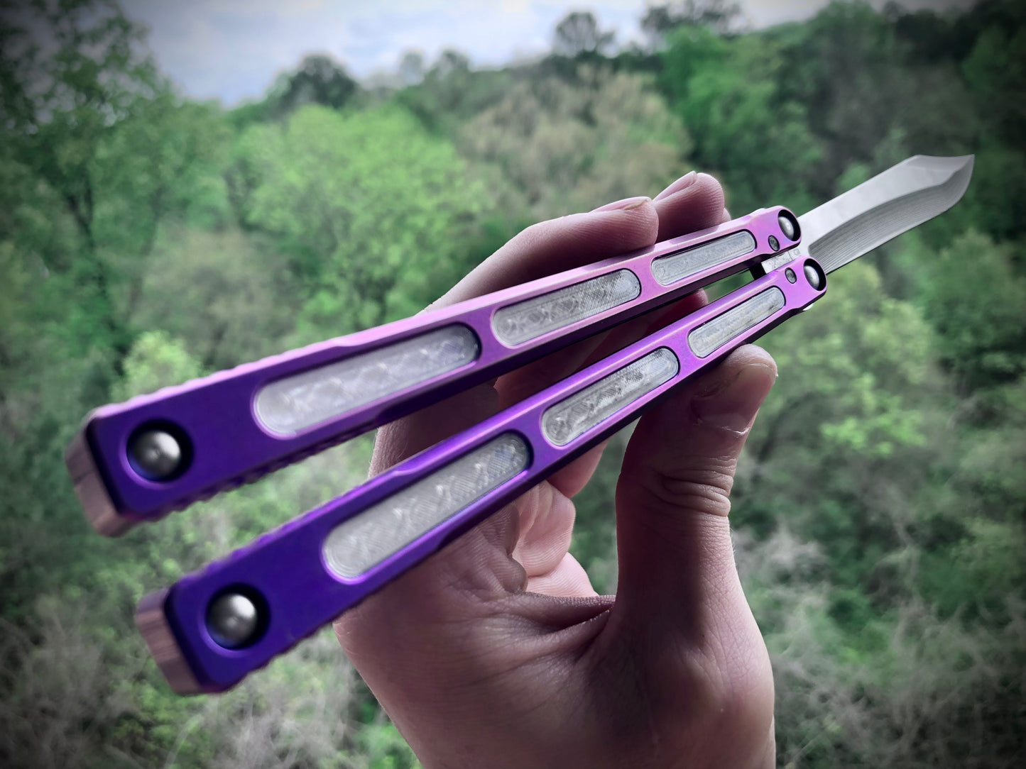 Zippy mods for the MachineWise Opus, Serif, Prysma, and SlifT v2 balisongs to change the balance, add grip, and eliminate the ring.