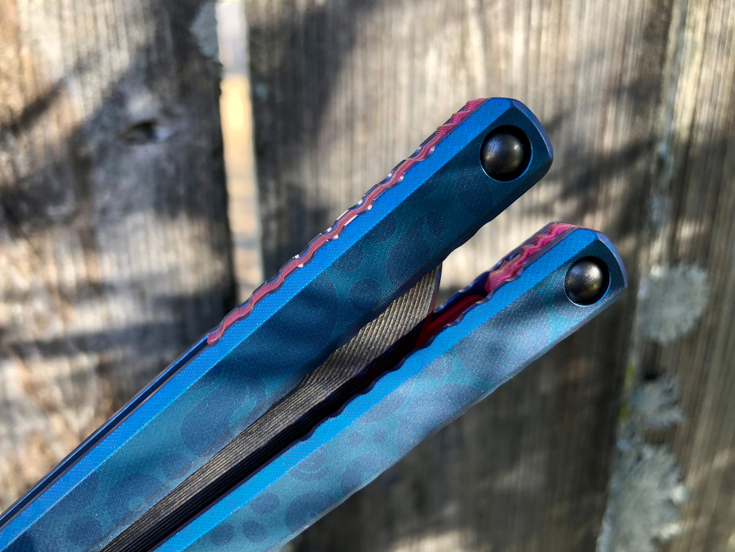 These Zippy spacers designed for the Fellowship Blades Gaboon balisong are made in-house from a rubbery, shatter-proof polyurethane. They add additional jimping to the Gaboon, and are also available as extensions which add handle length, protect the handles from drops, and include an adjustable tungsten weight system.