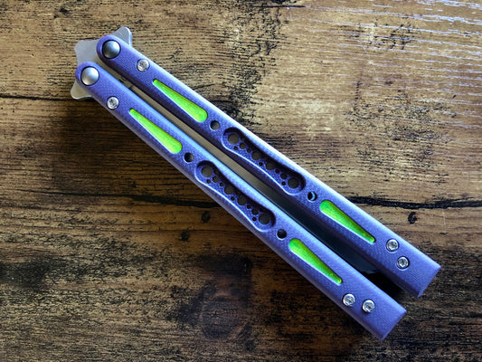 Add a pop of color to your EPS Wraith balisong with these polyurethane Zippy handle inlays.