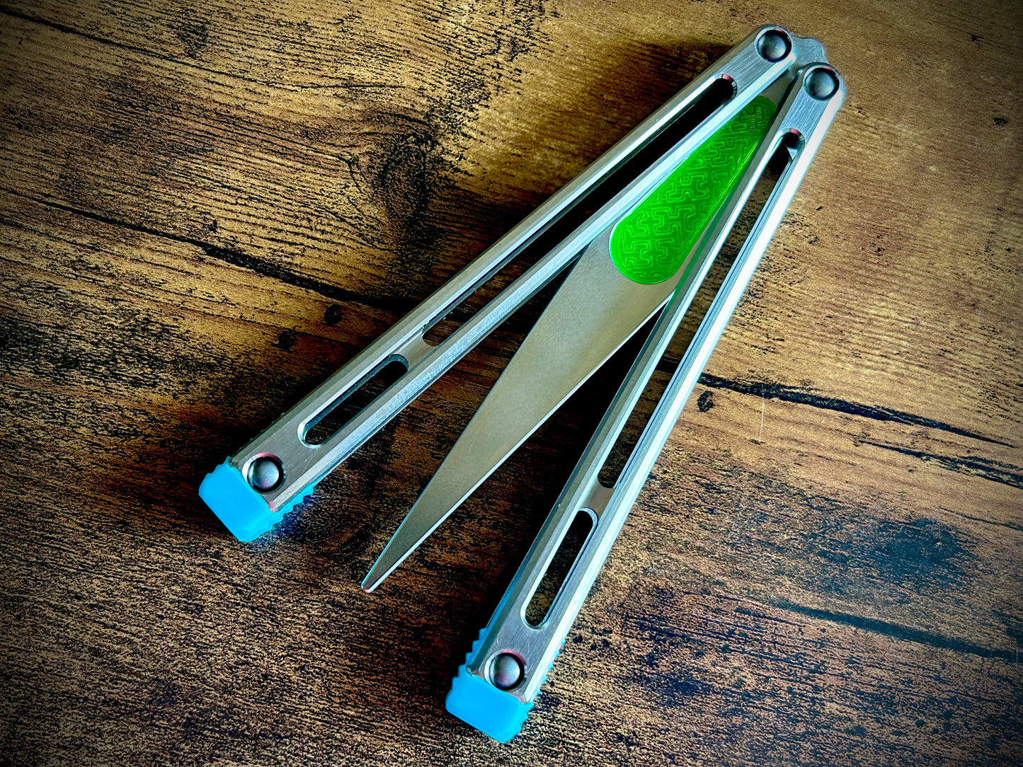 Designed and manufactured by Zippy, these are the stock spacers included with each Remshi Shino butterfly knife trainer. This listing allows you to customize your Remshi Shino with different spacer lengths and colors. These spacers are made in-house from a rubbery, shatter-proof polyurethane. They add grip and enable you to adjust the balance of your Shino. Choose from the stock OEM 5.75" Extension Spacers, or make your Shino shorter with either 5.69" Extensions or Flush Spacers.