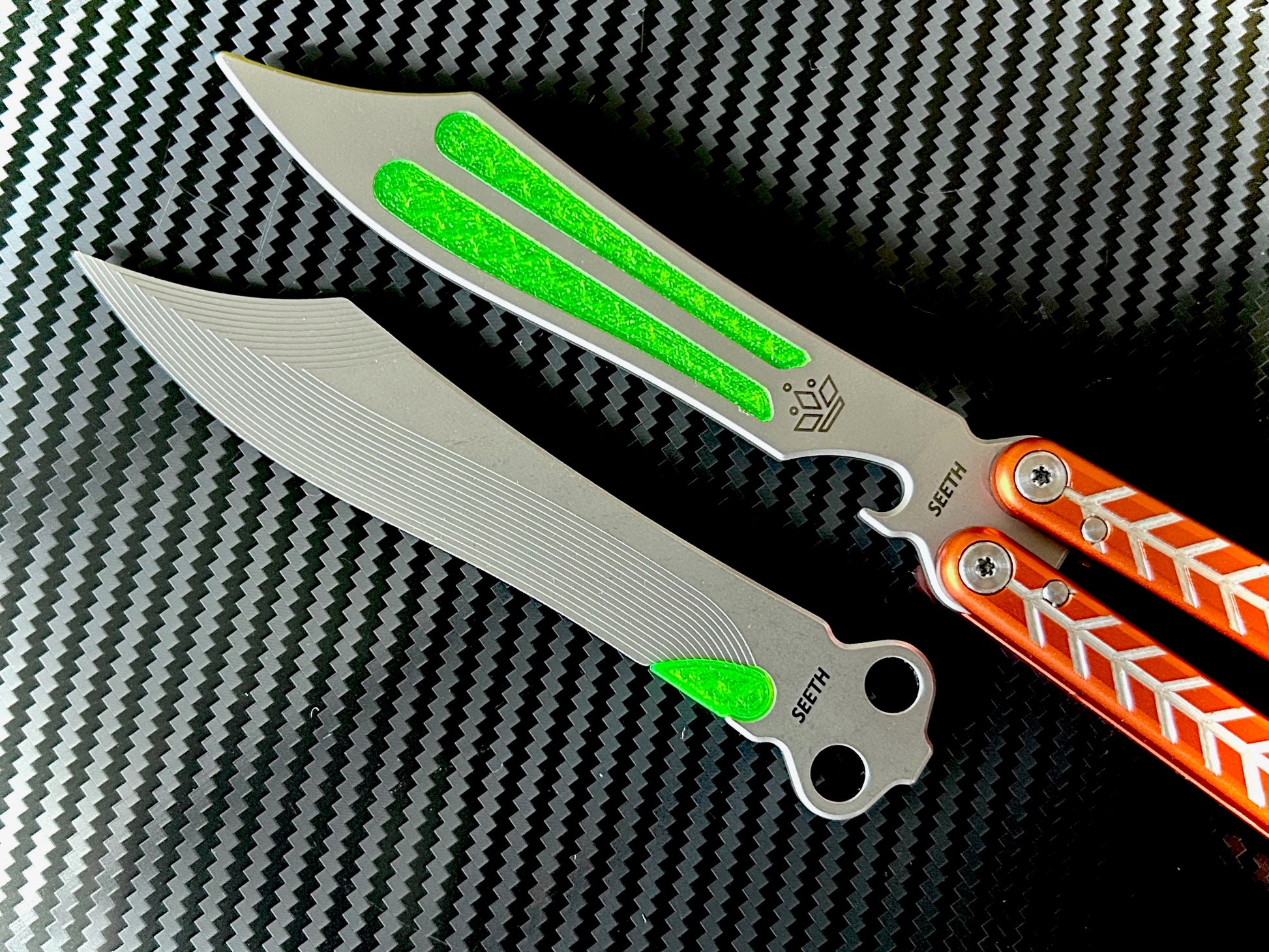 Adjust the weight distribution of your Seeth Designs Reblade for the Nabalis Vulp with this custom-made Zippy balance mod. This mod consists of shatter-proof polyurethane inserts which add spine weight to the blade for increased momentum and increased chaplin stability.