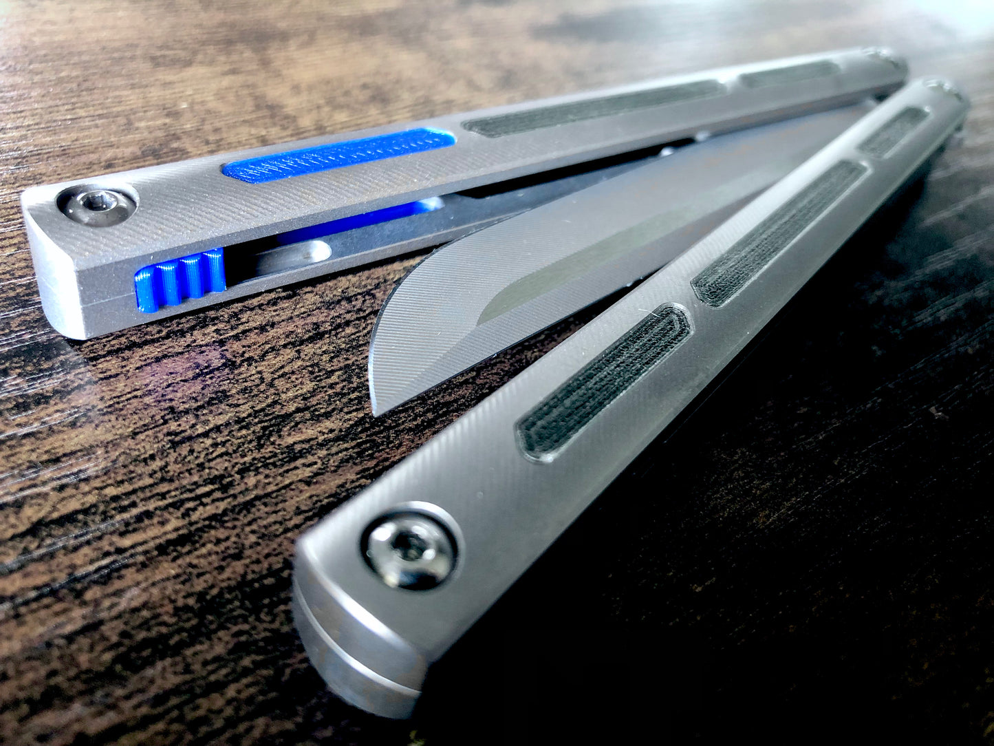 Jimping Mod & Handle Inlays for Squid Industries Tsunami – Zippy ...