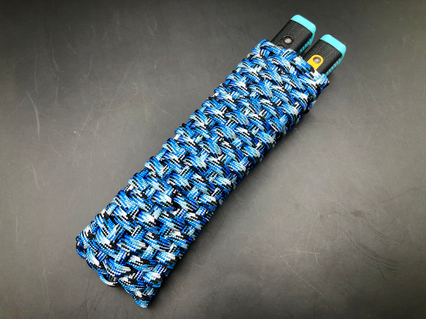 These handmade paracord slips made by @BalisongSlips on Instagram offer a functional way to pocket-carry your favorite EDC balisong while protecting your fingers, your balisong, and everything else in your pocket.