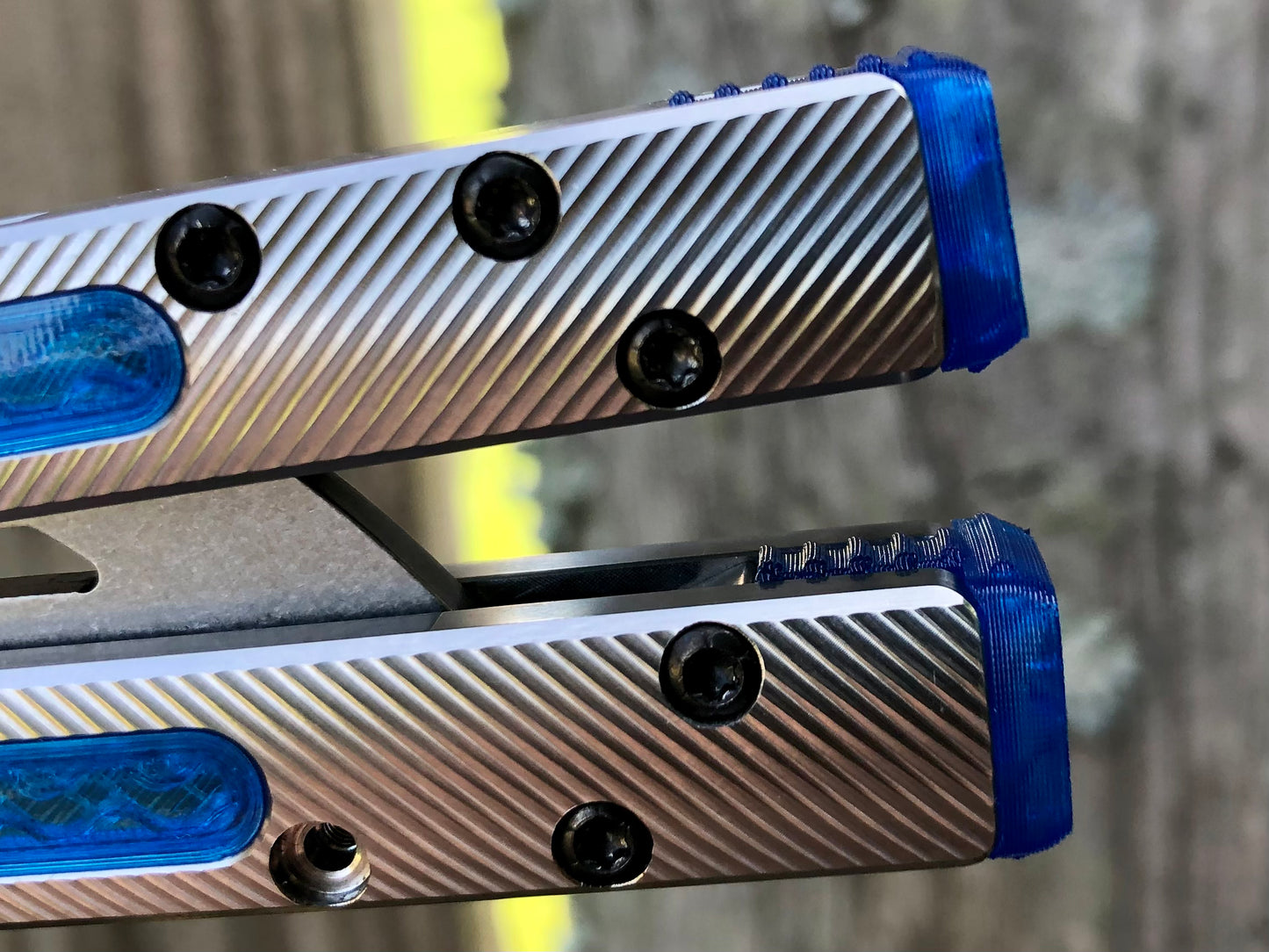Extend and protect the handles of your Geof Dumas Ex10 and Ex11 balisongs with these Zippy extensions, which offer adjustable balance. Handle inlays modify the grip and sound.