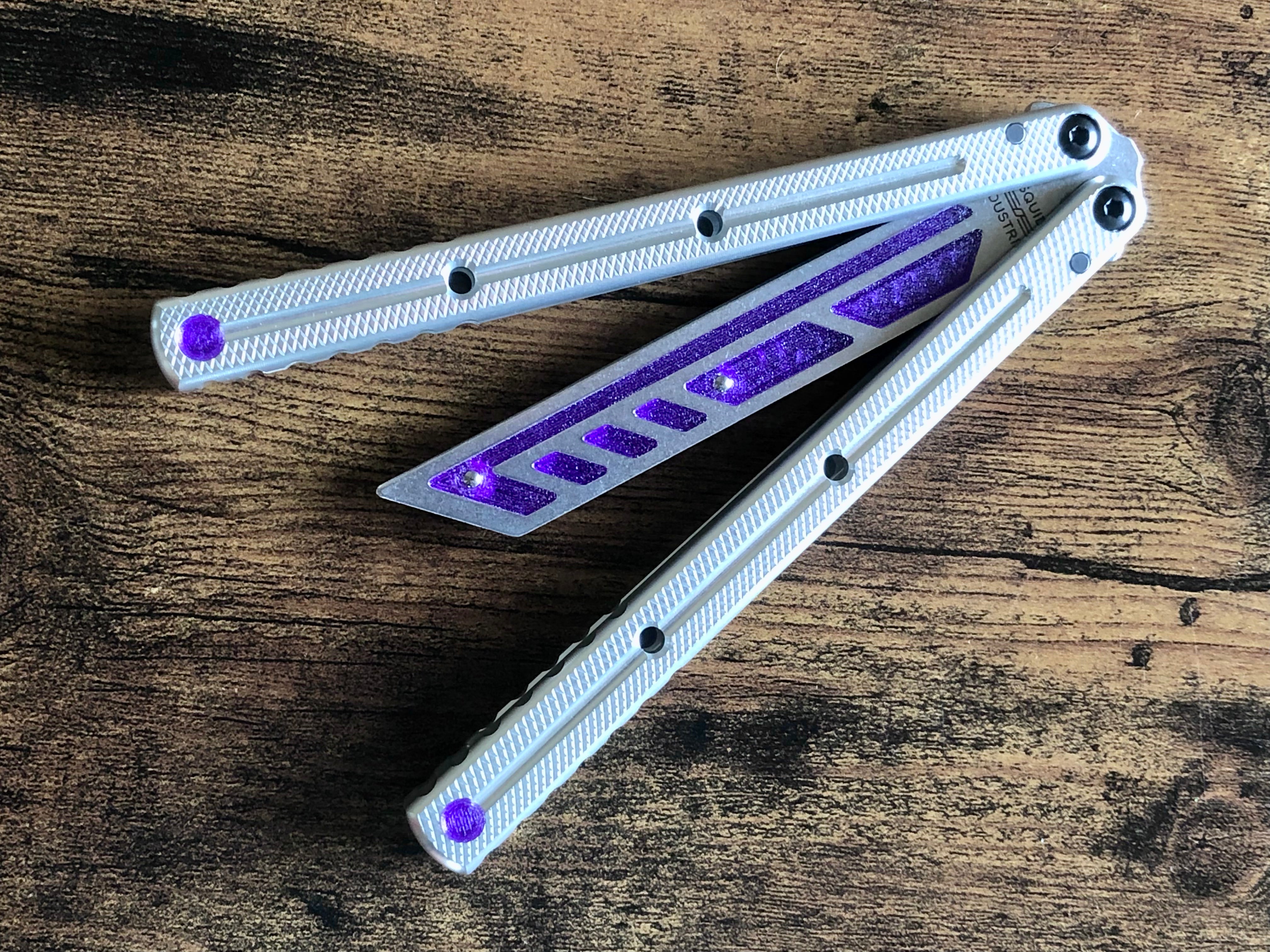 Squid Industries Krake Raken Balisong Trainer [Silver] – Zippy Balisong LLC