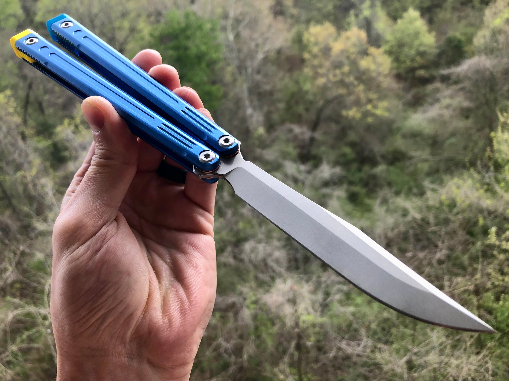 Adjust the balance, extend the handles, and add grip to your LDY balisong Cygnus and Orion flippers with Zippy extension spacers and handle inlays.